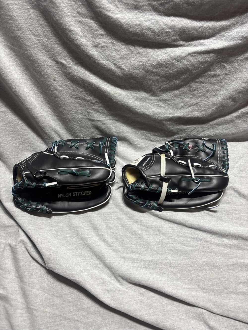 Tampa Tampa Rays Bay Baseball Glove x2 Southwest Airlines